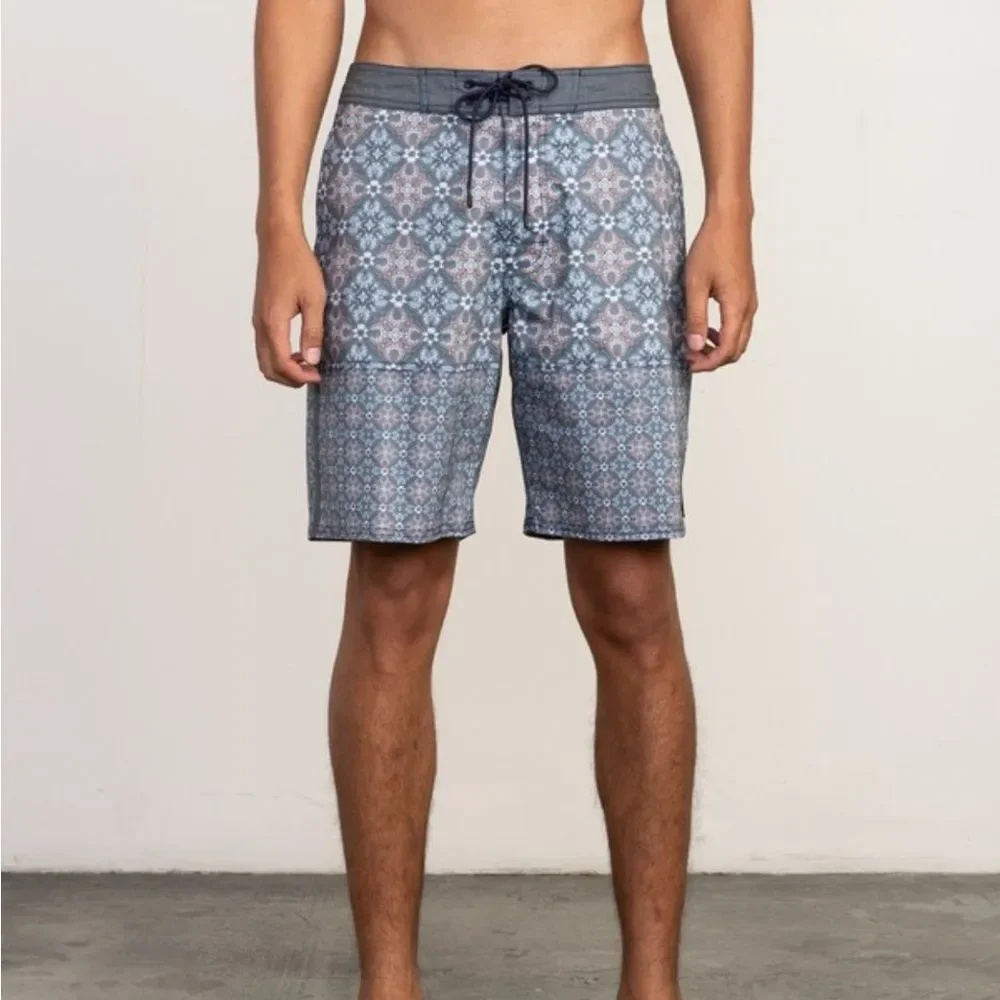 RVCA Morris Board Shorts Swim Trunks Sz 32 Mid Length 19